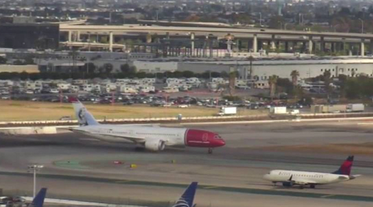 LAX Airport 1 webcam